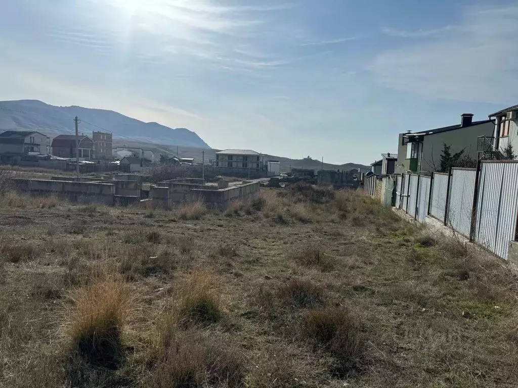 Участок в Крым, Судак городской округ, с. Миндальное  (4.7 сот.) - Фото 0