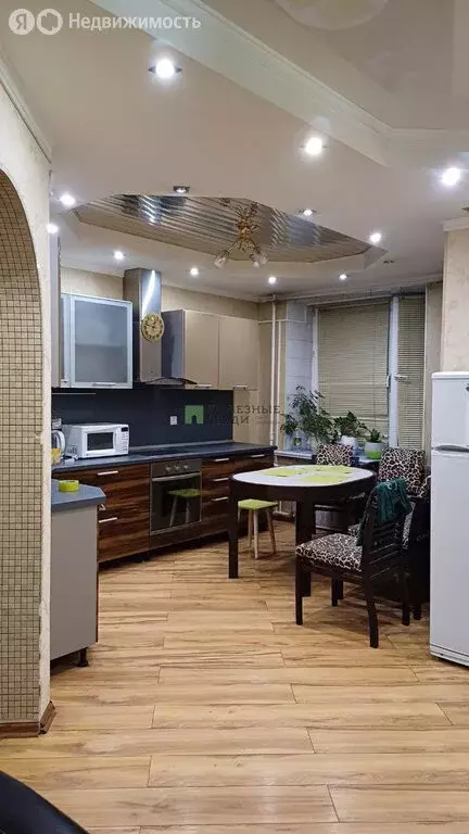 3-комнатная квартира: Чита, Ангарская улица, 70 (68.6 м) - Фото 1