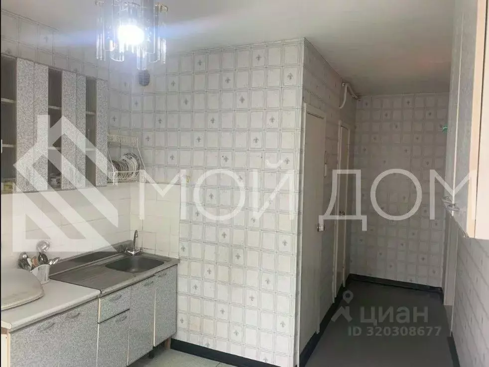 2-к кв. Сахалинская область, Южно-Сахалинск Комсомольская ул., 285В ... - Фото 0