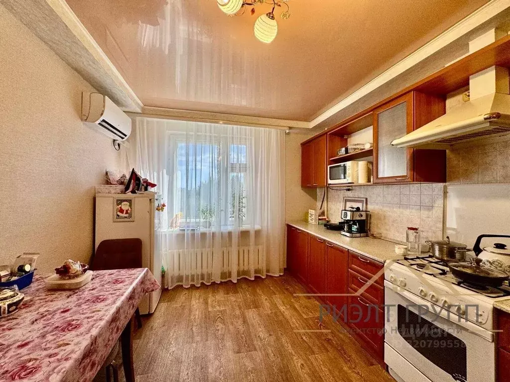 2-к кв. Татарстан, Казань ул. Побежимова, 55А (57.0 м) - Фото 1