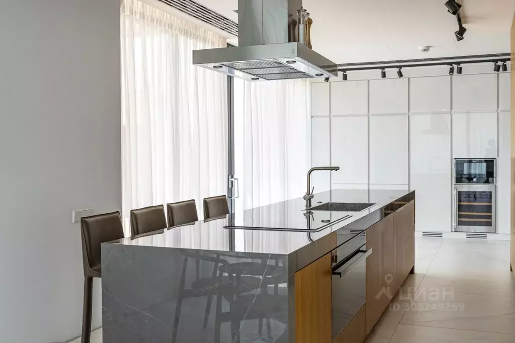 Дом в Крым, Ялта городской округ, Краснокаменка пгт  (450 м) - Фото 2