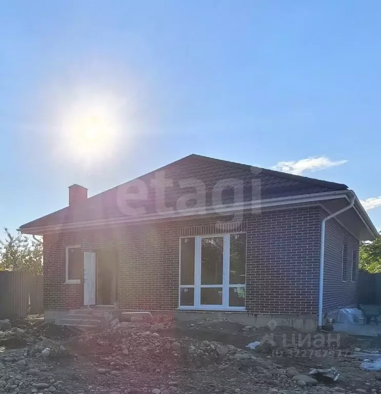 Дом в Адыгея, Майкоп ул. 9 Января (100 м) - Фото 1