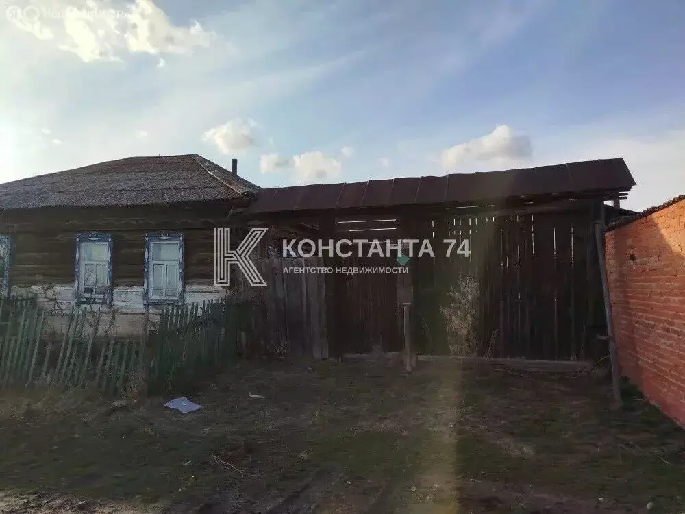 Дом в Челябинская область, Чебаркульский муниципальный округ, деревня ... - Фото 1