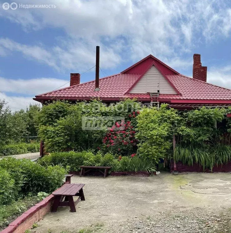 Дом в Александровка, Молодёжная улица, 3 (200 м) - Фото 1