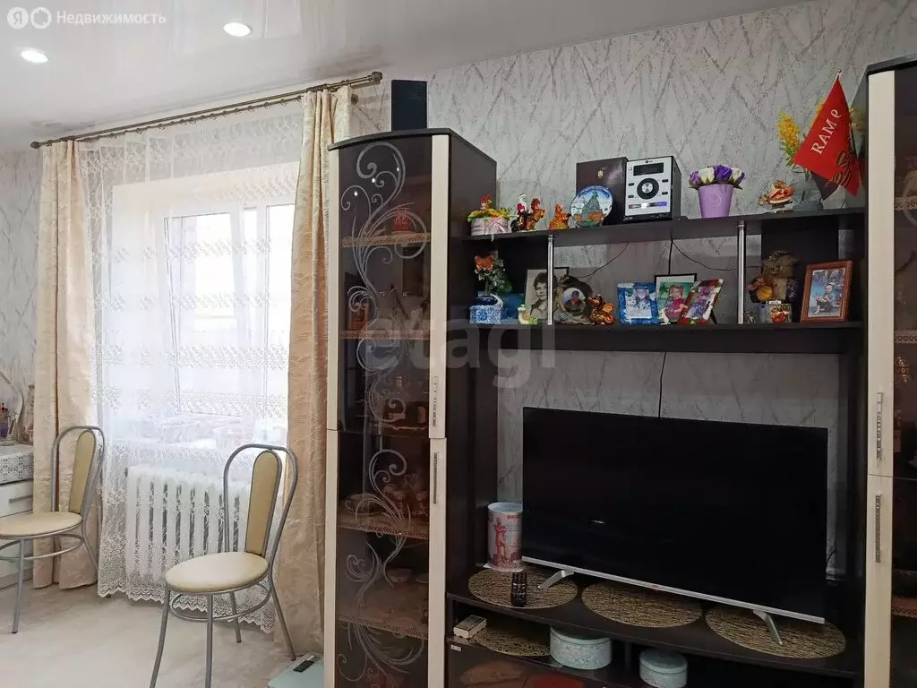 2-комнатная квартира: Остров, улица К. Назаровой, 37 (46.3 м) - Фото 1