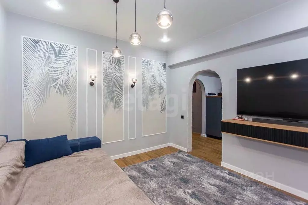 3-к кв. Ханты-Мансийский АО, Сургут ул. Мелик-Карамова, 40 (70.3 м) - Фото 1