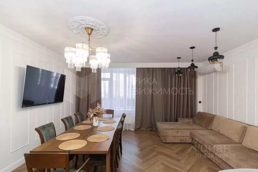 3-к кв. Тюменская область, Тюмень ул. 50 лет ВЛКСМ, 13к1 (119.0 м) - Фото 1