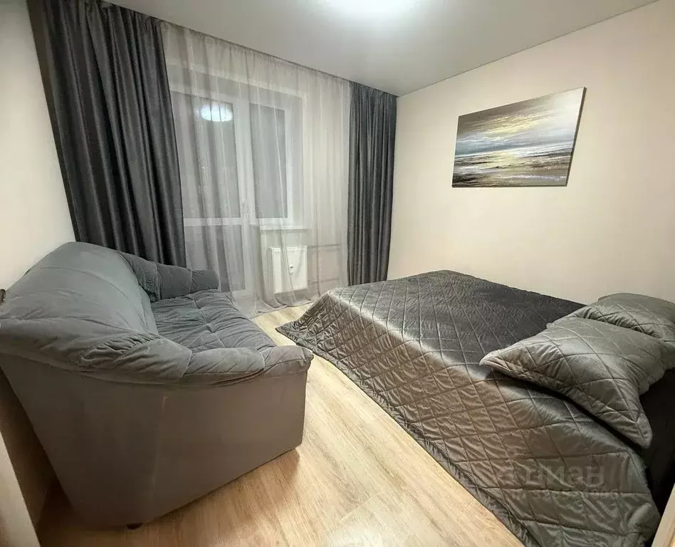 1-к кв. Удмуртия, Ижевск Молодежная ул., 107Б (42.0 м) - Фото 1