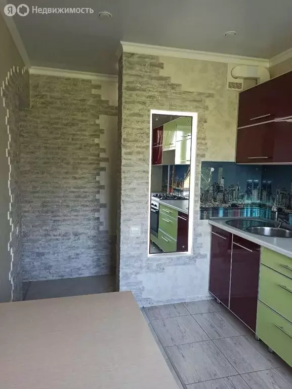 4-комнатная квартира: Чебоксары, улица Кадыкова, 11 (77.9 м) - Фото 1