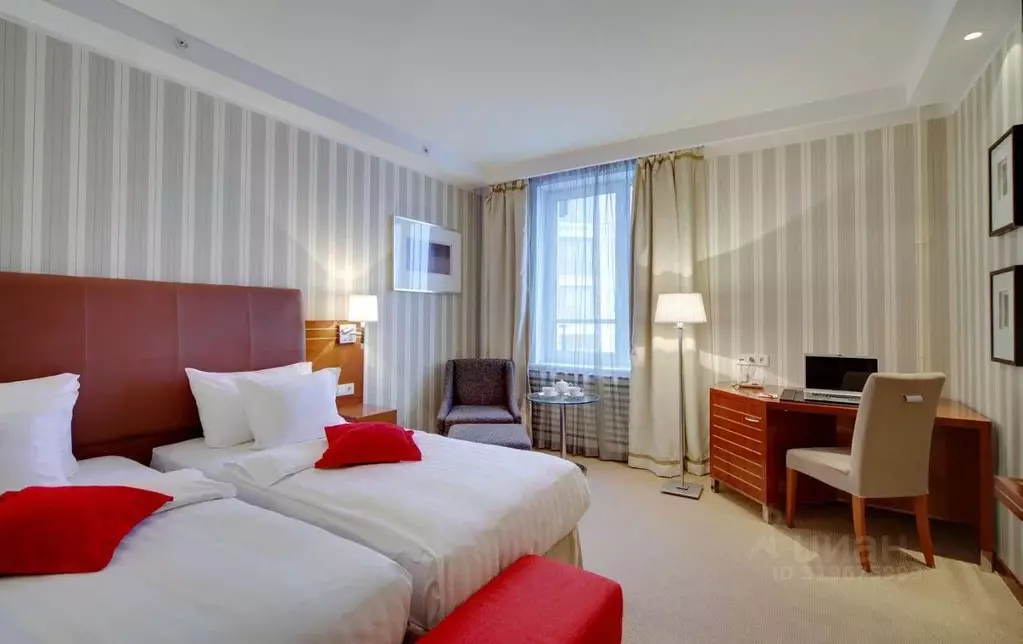 Комната Санкт-Петербург Биржевой пер., 4 (28.0 м) - Фото 0