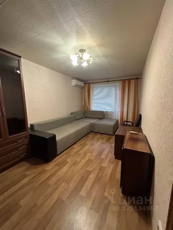 1-к кв. Волгоградская область, Волгоград Зерноградская ул., 8 (32.0 м) - Фото 1