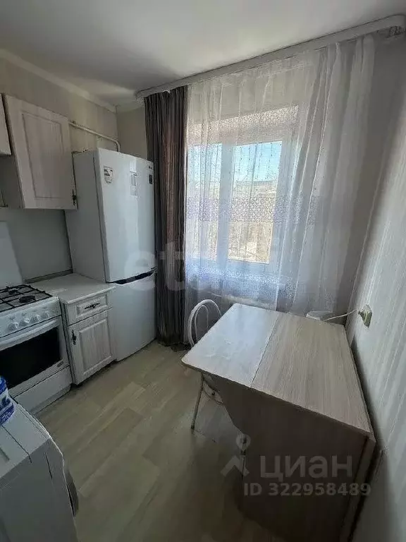 3-к кв. Тюменская область, Тюмень Фабричная ул., 17 (57.3 м) - Фото 0