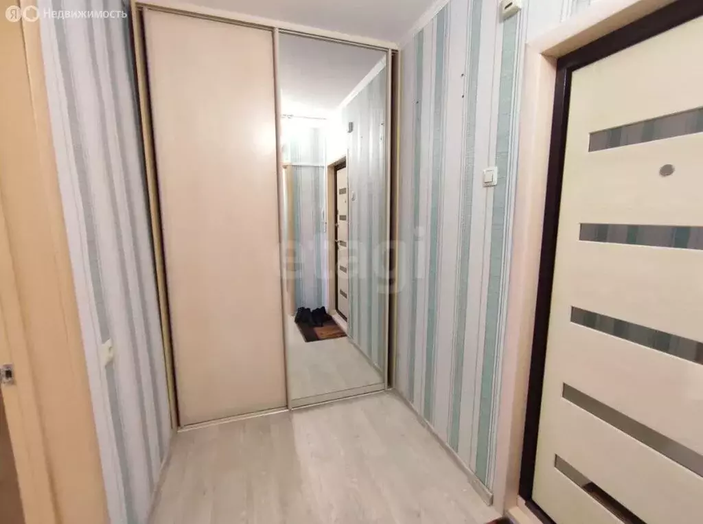 1-комнатная квартира: Красноярск, улица Красной Армии, 121 (31.1 м) - Фото 1