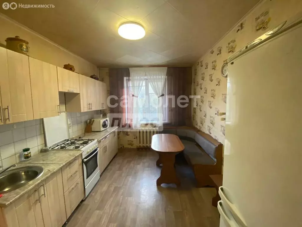 3-комнатная квартира: Сызрань, Войсковая улица, 5 (69.3 м) - Фото 2