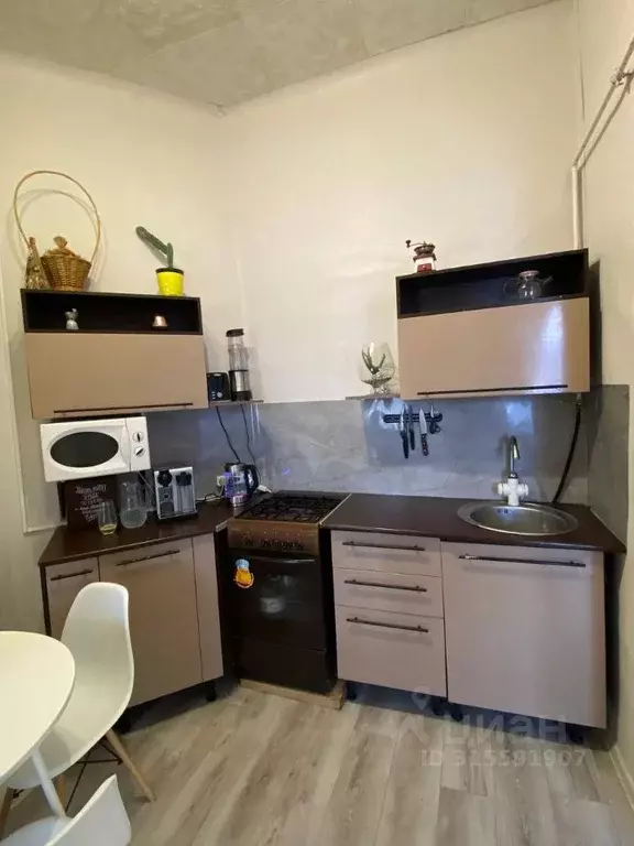 2-к кв. Пермский край, пос. Мулянка ул. Октябрьская, 8 (38.0 м) - Фото 0