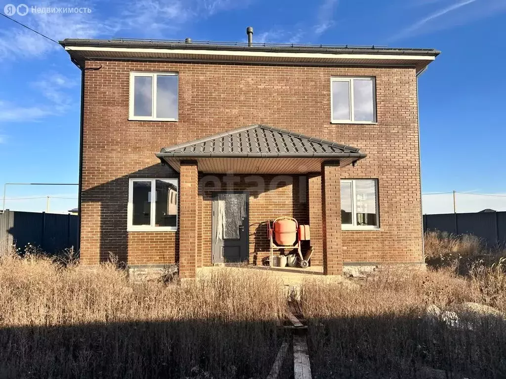 Дом в Татарка, улица Роз (174.1 м) - Фото 1