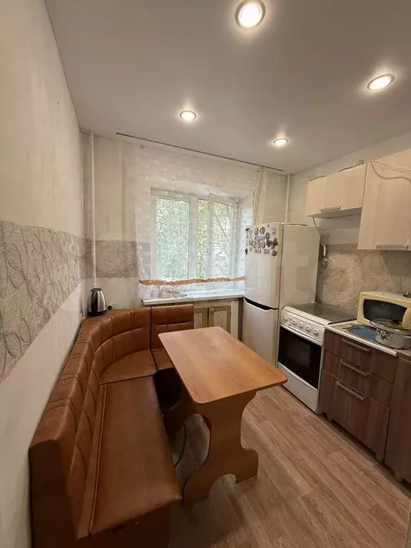 1-к. квартира, 32 м, 2/5 эт. - Фото 0