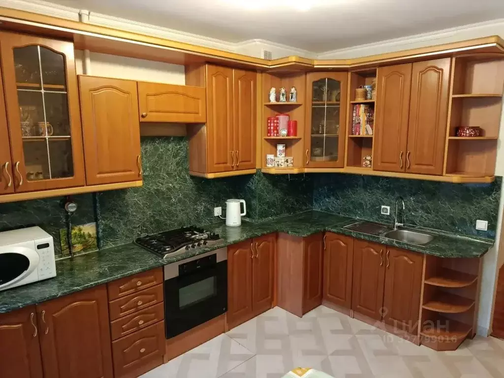 3-к кв. Башкортостан, Уфа ул. Набережная реки Уфы, 3/3 (78.3 м) - Фото 1