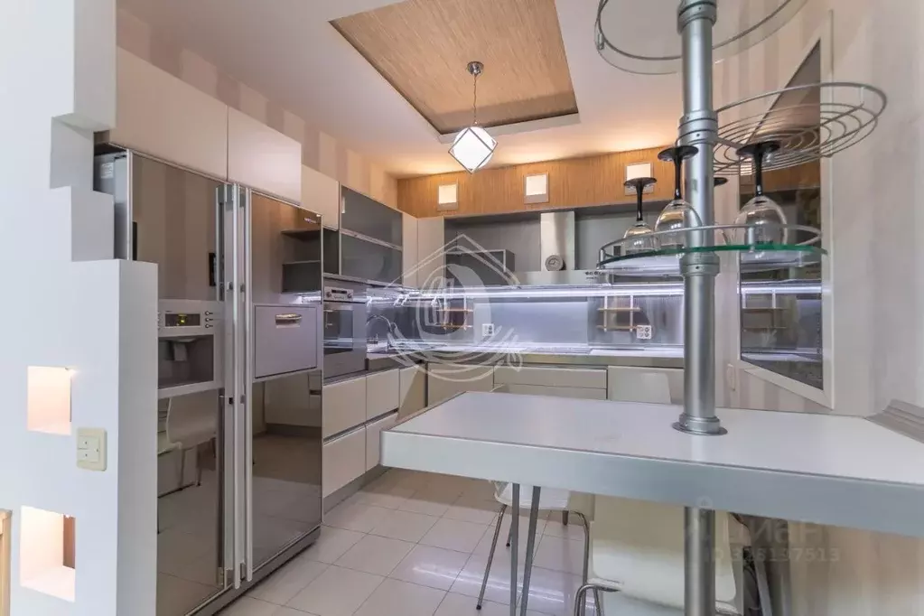 3-к кв. Алтайский край, Барнаул Молодежная ул., 3Б (105.3 м) - Фото 1