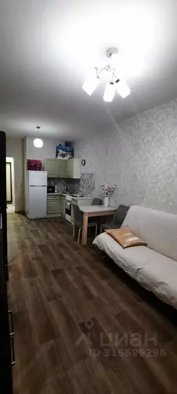 Студия Иркутская область, Иркутск Индустриальная ул., 16 (30.0 м) - Фото 1