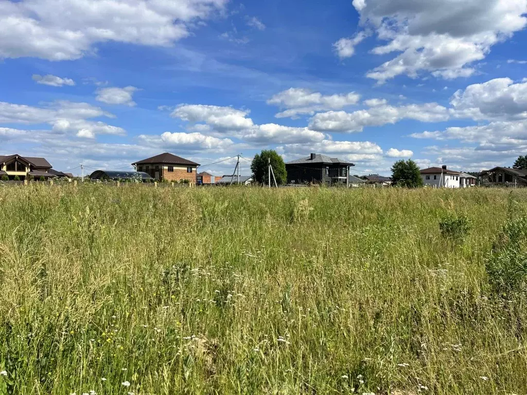 Участок в Московская область, Домодедово городской округ, д. ... - Фото 1
