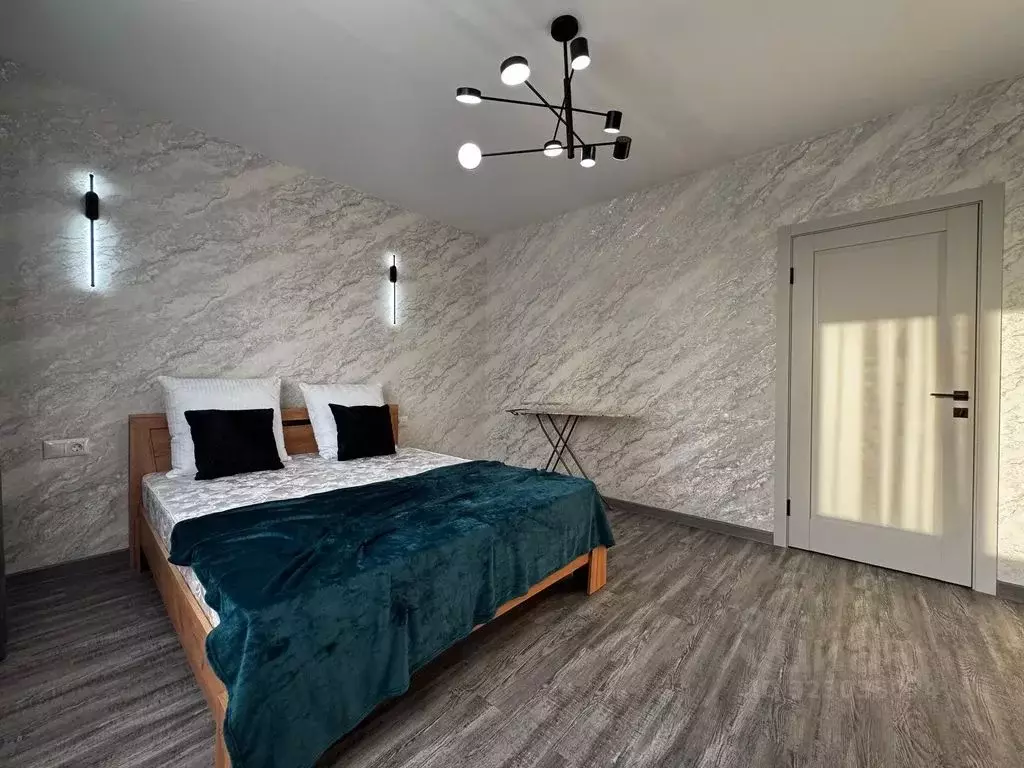 1-к кв. Оренбургская область, Оренбург ул. Рокоссовского, 3 (42.0 м) - Фото 1