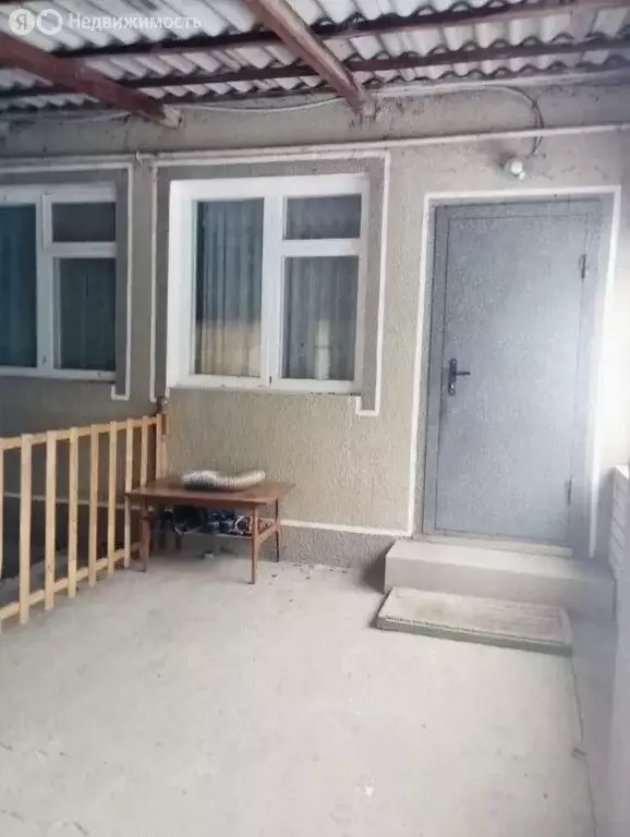 Дом в село Стрелецкое, Шоссейная улица (140 м) - Фото 1