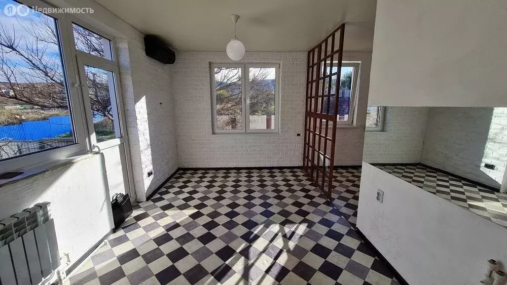 Квартира-студия: село Супсех, улица Леонова, 18Б (27 м) - Фото 0
