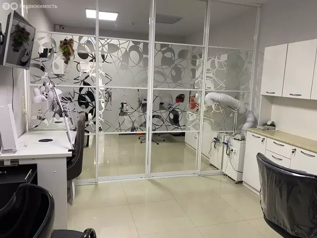 Торговая площадь (48.4 м) - Фото 1