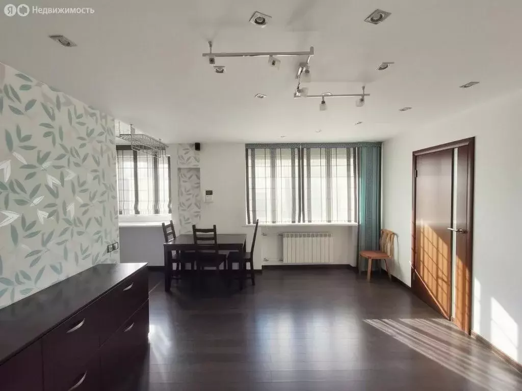2-комнатная квартира: Мурманск, улица Шмидта, 45 (45.2 м) - Фото 1