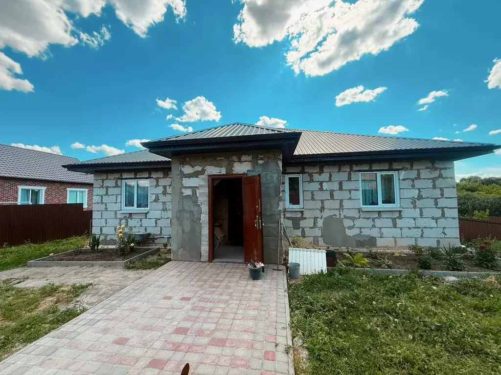 Коттедж в Белгородская область, Губкин  (200 м) - Фото 0