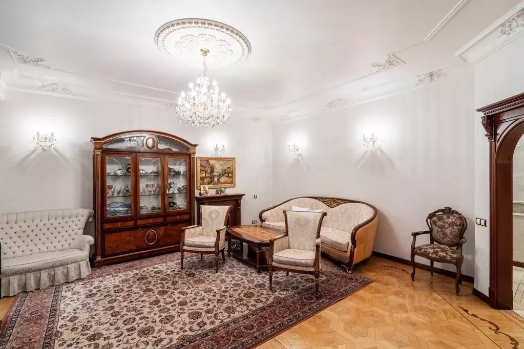 3-к кв. Москва ул. Островитянова, 4 (131.1 м) - Фото 1