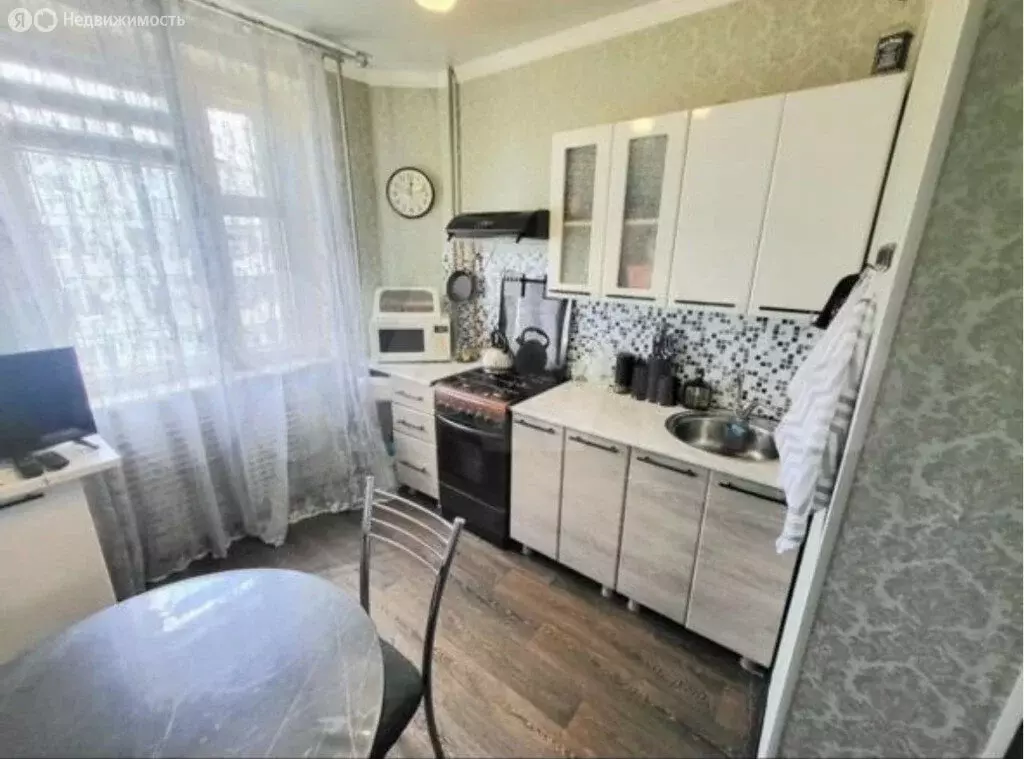 4-комнатная квартира: Вологда, улица Ильюшина, 3А (82 м) - Фото 2