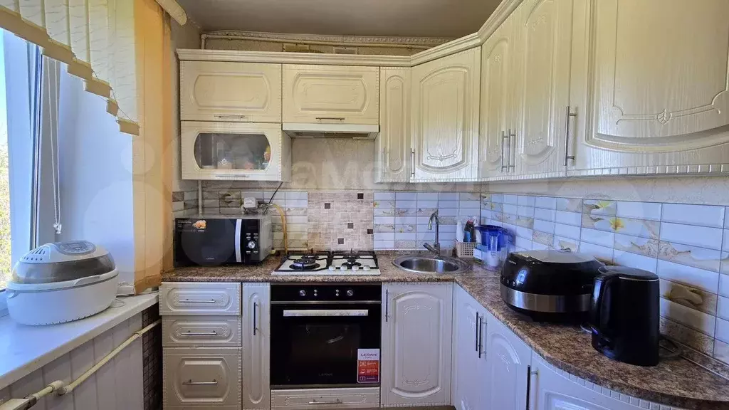 3-к. квартира, 58 м, 5/5 эт. - Фото 0