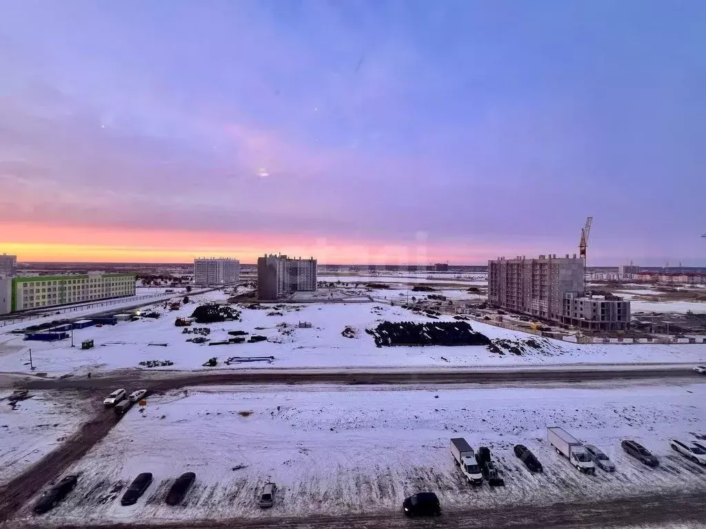 1-к кв. Курганская область, Курган Заозерный жилрайон, 7-й мкр, 9 ... - Фото 0