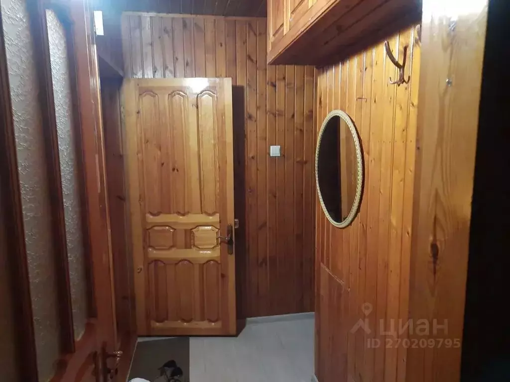 1-к кв. Крым, Керчь ул. Лейтенанта Бувина, 5 (35.0 м) - Фото 0