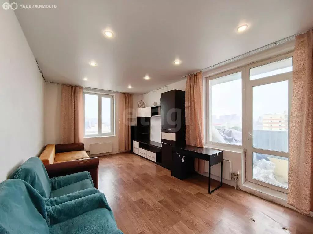 3-комнатная квартира: Новосибирск, улица Галущака, 15 (80.11 м) - Фото 1