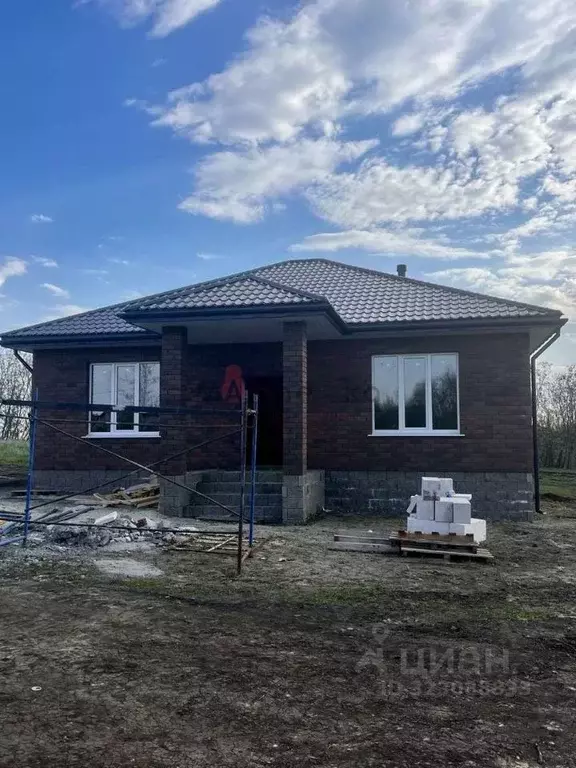 Дом в Белгородская область, Белгородский район, пос. Майский ул. ... - Фото 1