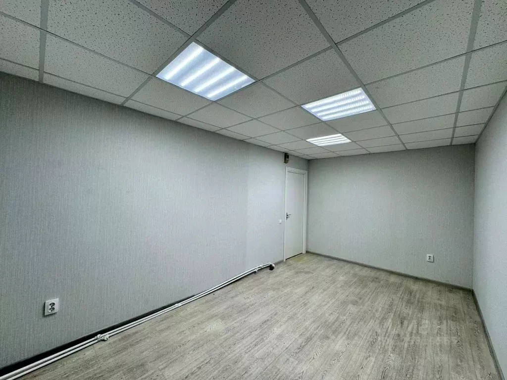 Помещение свободного назначения в Кировская область, Киров ул. ... - Фото 2