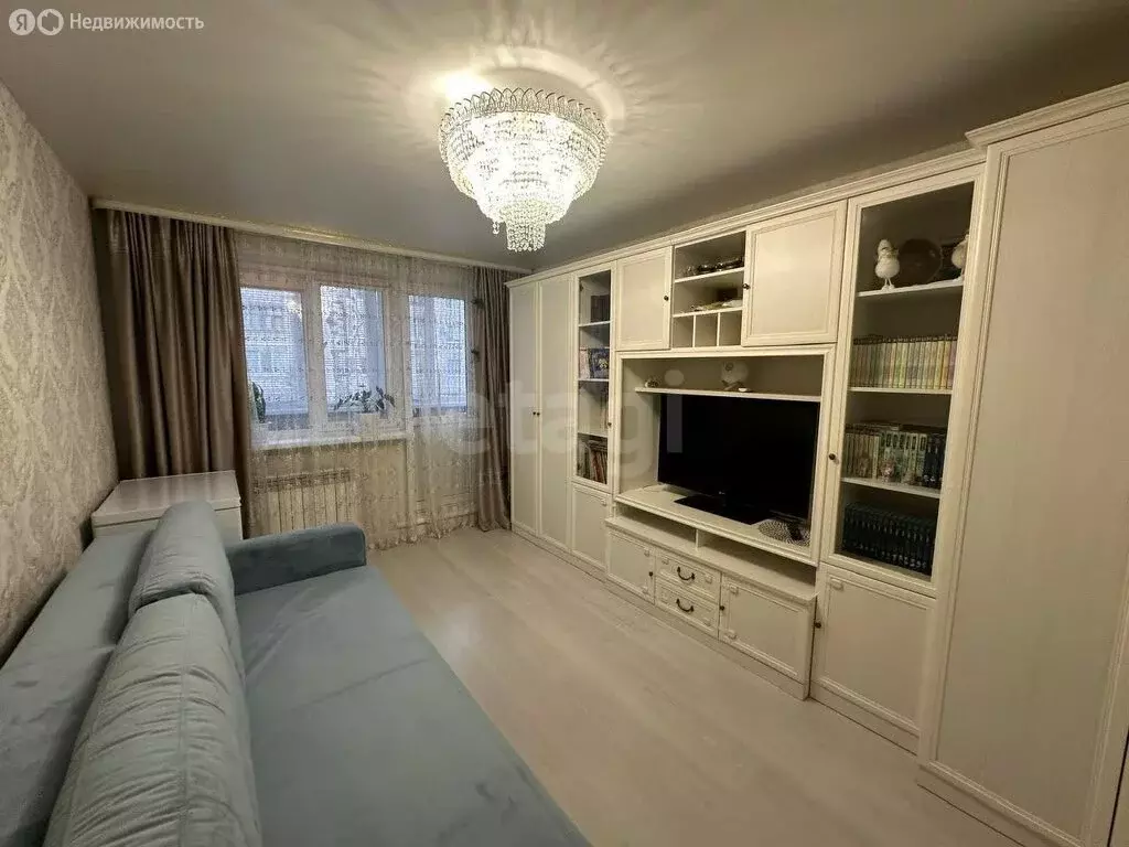 3-комнатная квартира: Казань, улица Космонавтов, 34 (58.1 м) - Фото 1