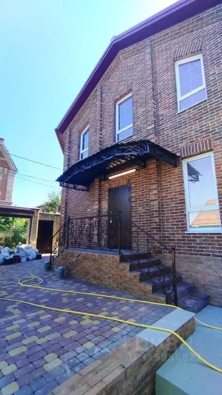 Дом в Ростовская область, Ростов-на-Дону 4-й Стремительный пер. (170 ... - Фото 1