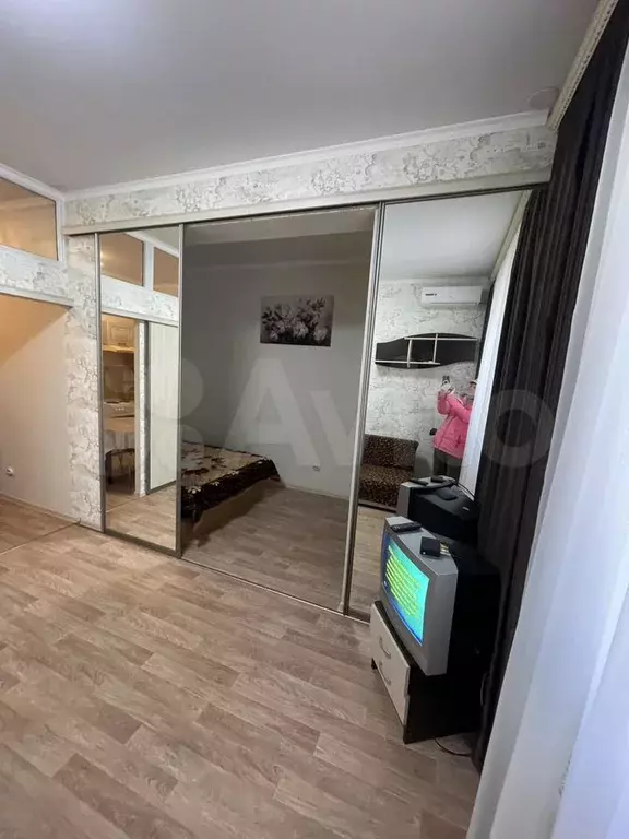 1-к. квартира, 30 м, 1/10 эт. - Фото 1