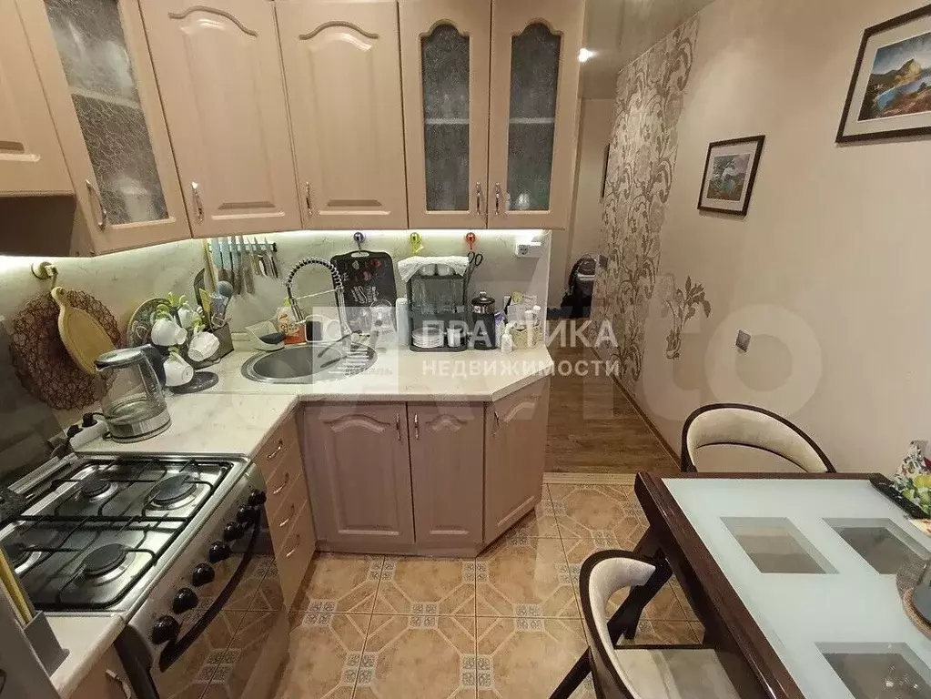 3-к. квартира, 68 м, 4/9 эт. - Фото 1