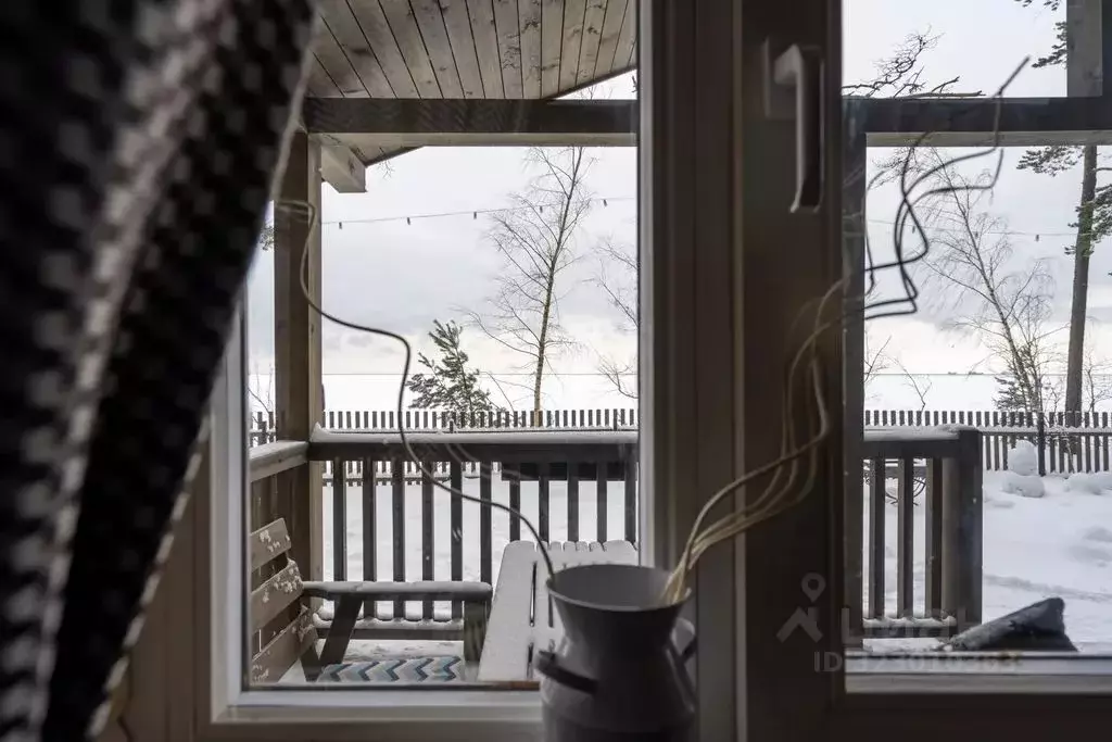 Дом в Ленинградская область, Ломоносовский район, Лебяженское ... - Фото 1