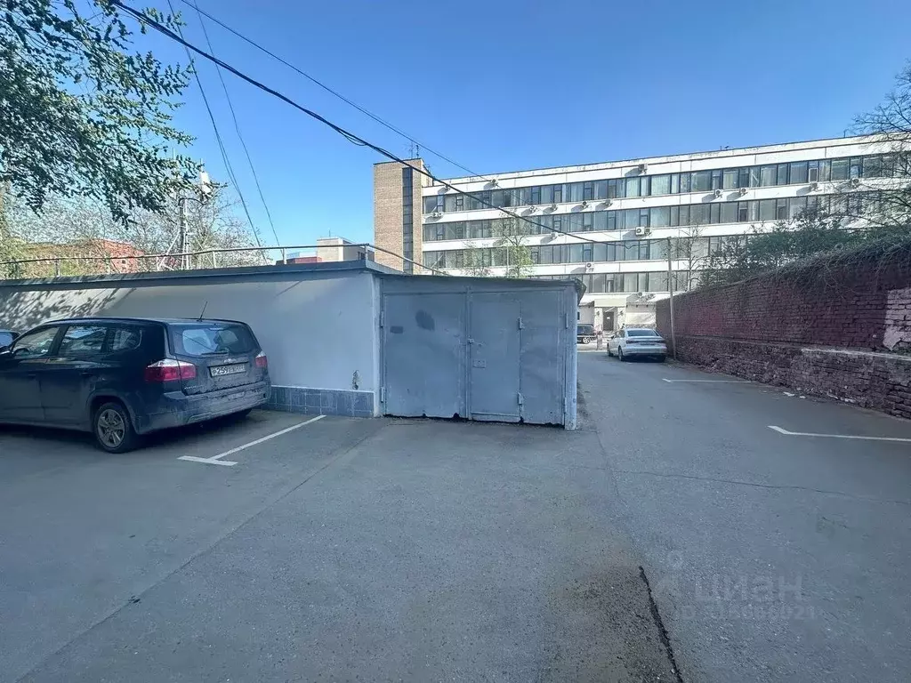 Гараж в Москва ул. Россолимо, 6/25С2 (18 м) - Фото 0
