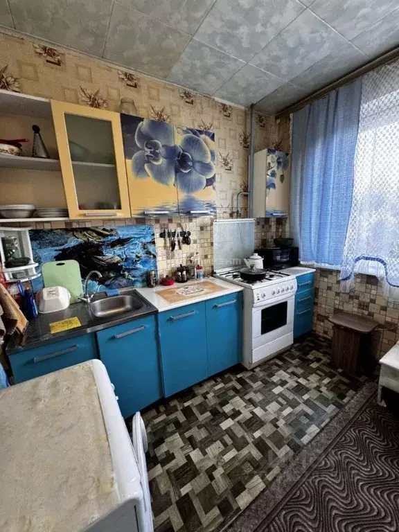 2-к кв. Владимирская область, Ковров ул. Генералова, 10 (53.1 м) - Фото 0