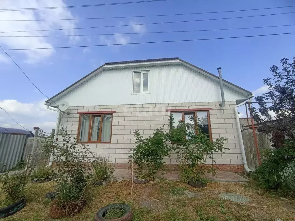 Дом в Белгородская область, Валуйки пер. Кирова, 4 (69 м) - Фото 0