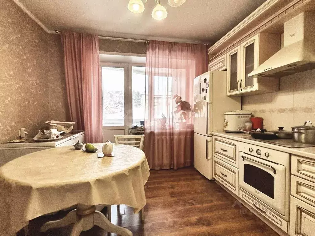 3-к кв. Алтай, Горно-Алтайск ул. Улагашева (89.0 м) - Фото 1