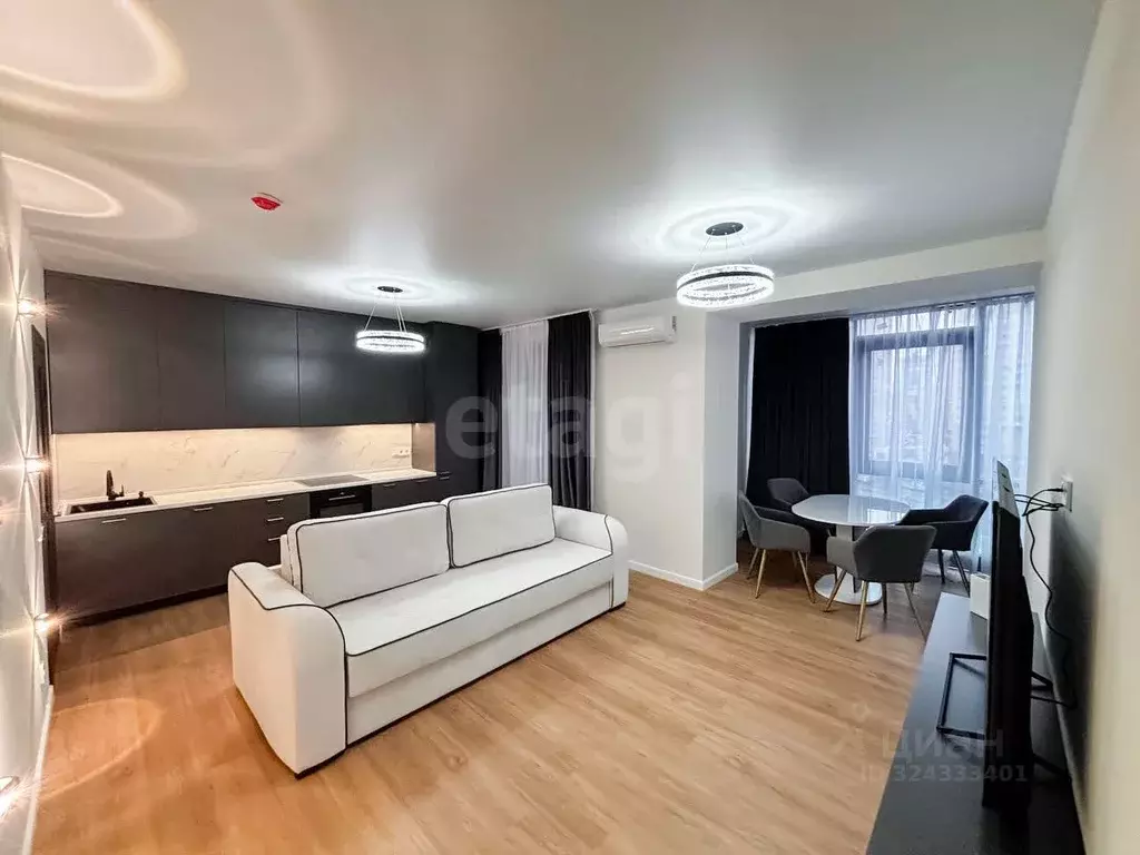 2-к кв. Красноярский край, Красноярск ул. Авиаторов, 30 (58.0 м) - Фото 1