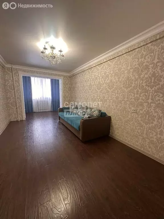 3-комнатная квартира: Каспийск, проспект М. Омарова, 4 (73 м) - Фото 0